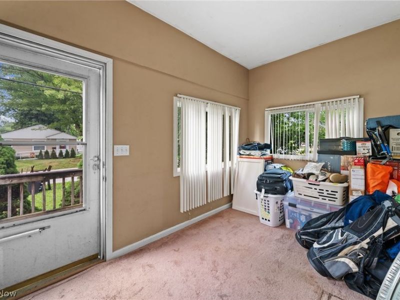 250 Plymouth Road, Eastlake, OH 44095 Photo 3