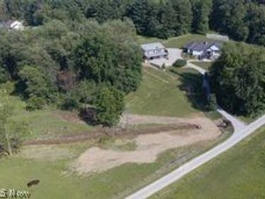 13862 Lawnfield Street SW, Beach City, OH 44608