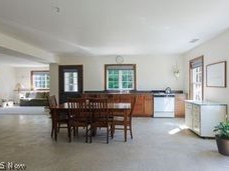 13862 Lawnfield Street SW , Beach City, OH 44608 Photo 21