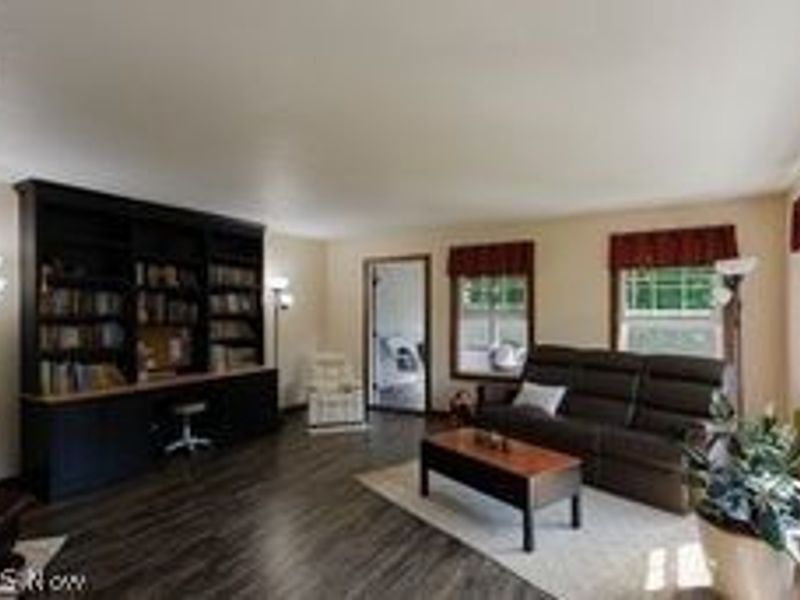 13862 Lawnfield Street SW , Beach City, OH 44608 Photo 23