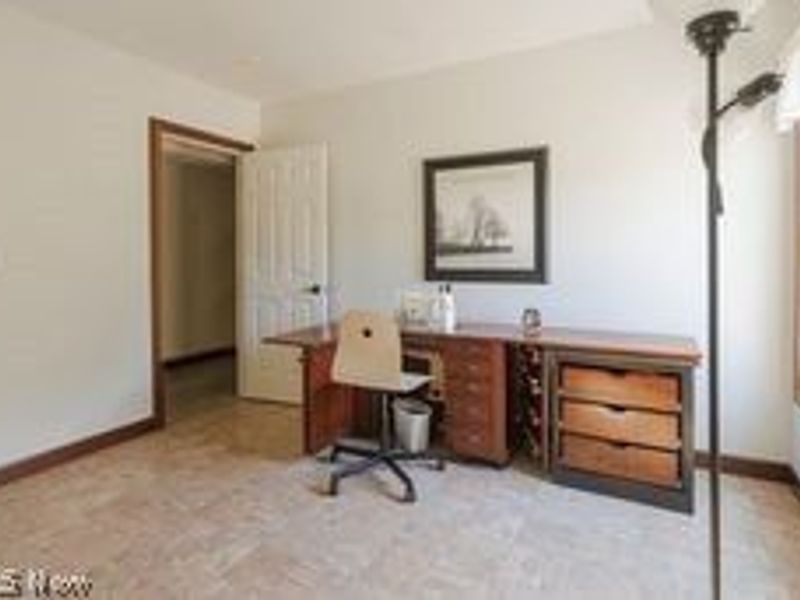 13862 Lawnfield Street SW , Beach City, OH 44608 Photo 24