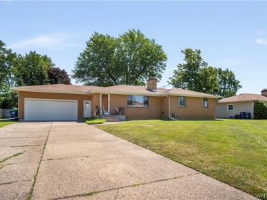 154 Bellingham Drive , Buffalo, NY 14221
