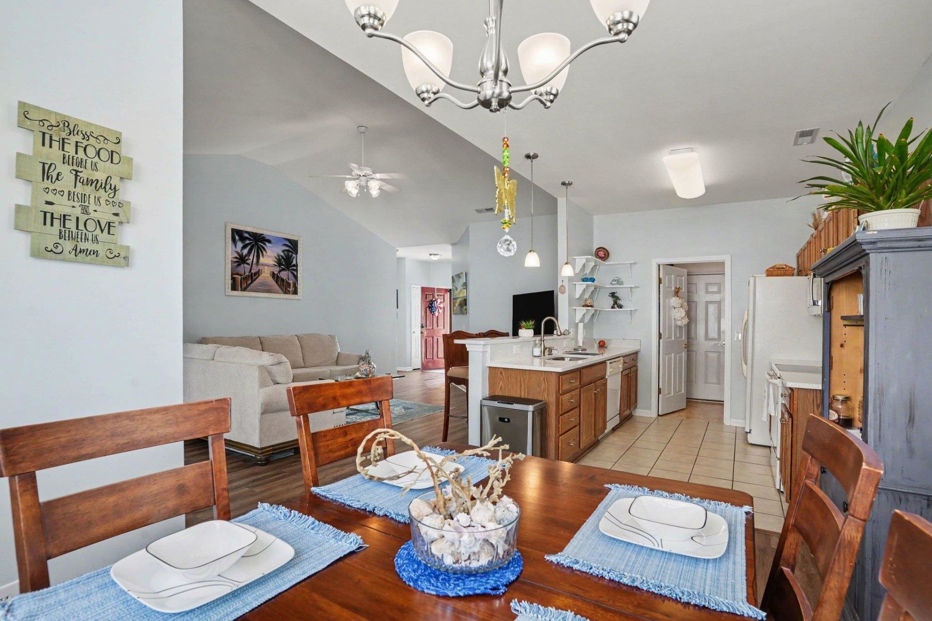 764 Wintercreeper Dr. Photo 13