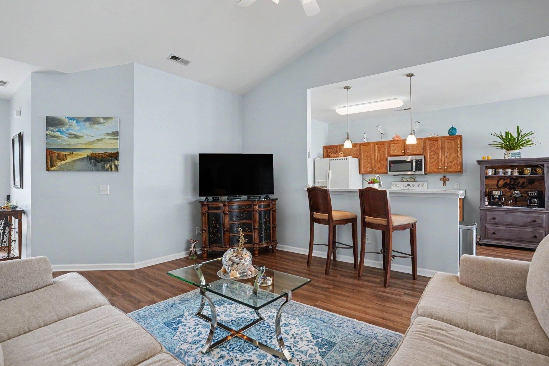 764 Wintercreeper Dr. Photo 8