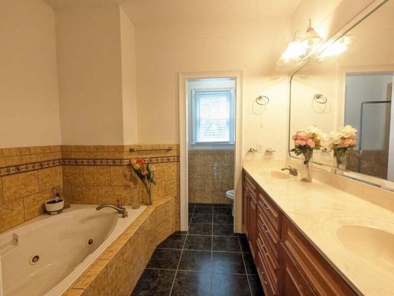 2944 Old Pond Road Photo 16