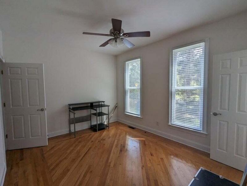 2944 Old Pond Road Photo 7