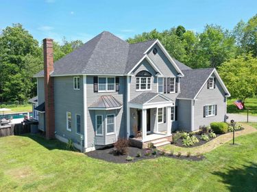 12 Pheasant Lane, New Boston, NH 03070