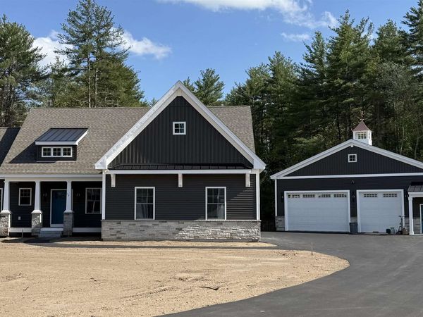 10 Tallarico Street, Unit #27, Litchfield, NH 03052
