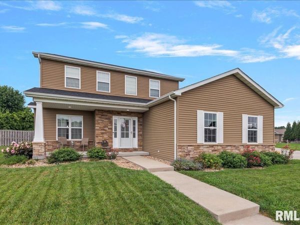 509 Wintergreen Drive, Chatham, IL 62629