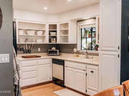 2395 Lexington Way, Sparks, NV 89431 Photo