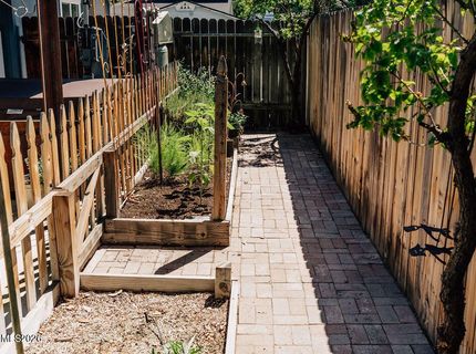 2395 Lexington Way, Sparks, NV 89431 Photo