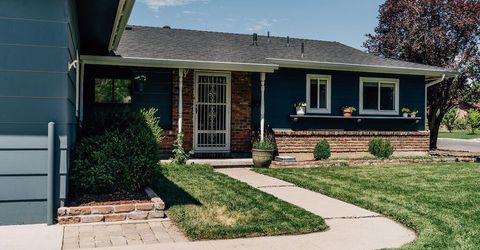 2395 Lexington Way, Sparks, NV 89431 Photo
