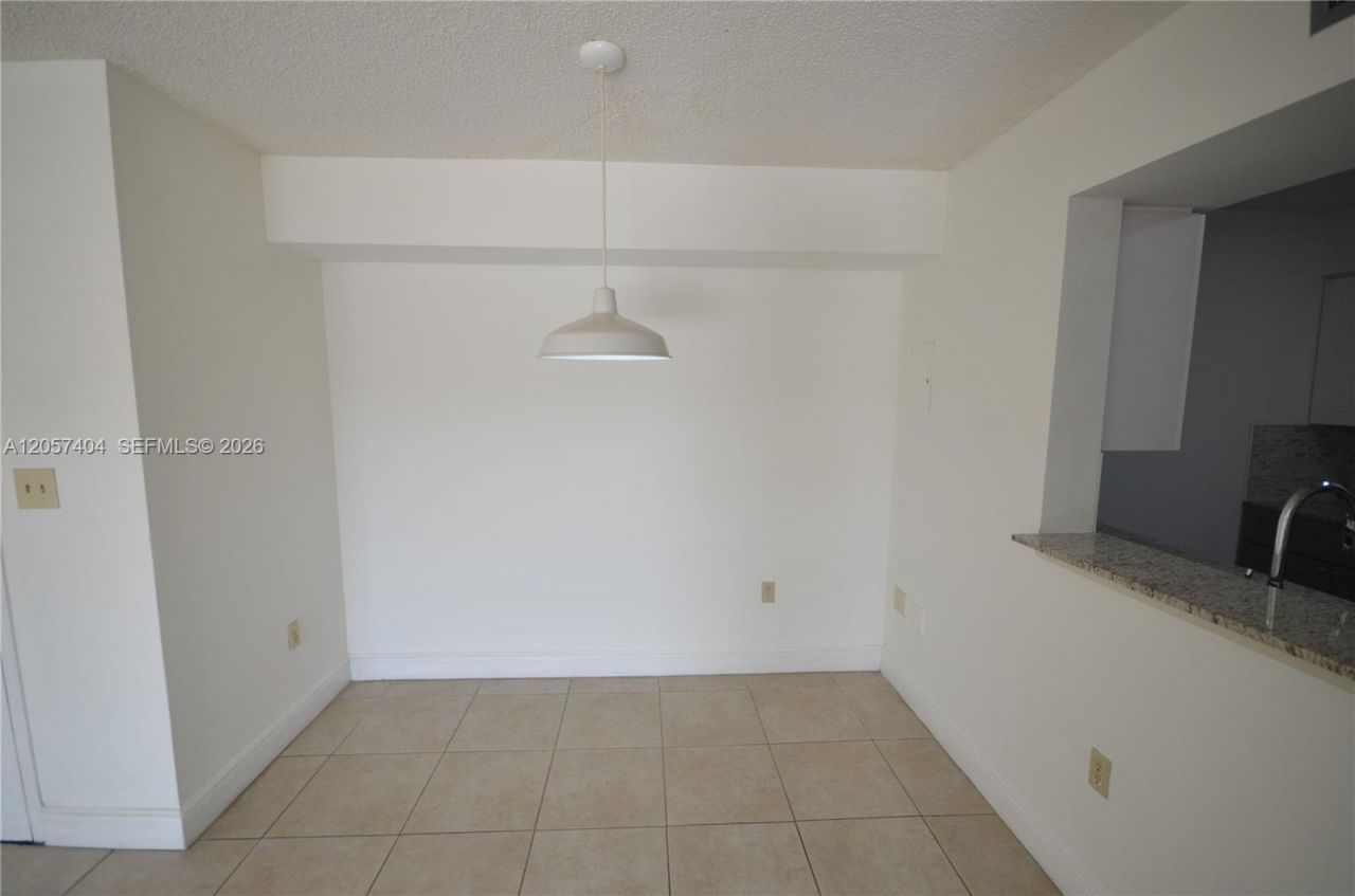 15201 SW 80th St, Unit 207, Miami, FL 33193 Photo
