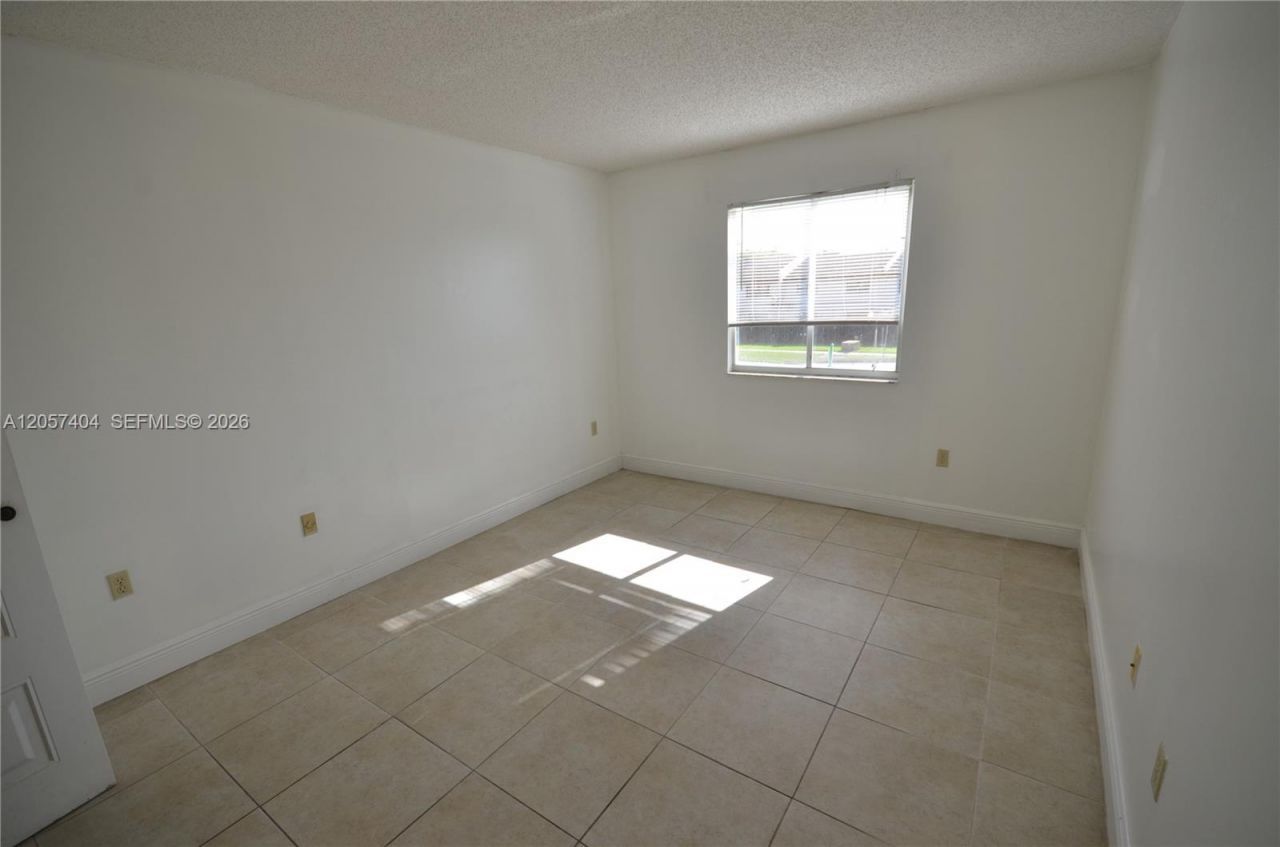 15201 SW 80th St, Unit 207, Miami, FL 33193 Photo