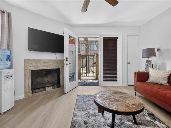 9805 Walnut Street , Unit 112, Dallas, TX 75243