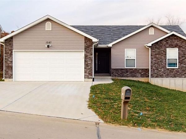 1387 Durham Drive , Herculaneum, MO 63048