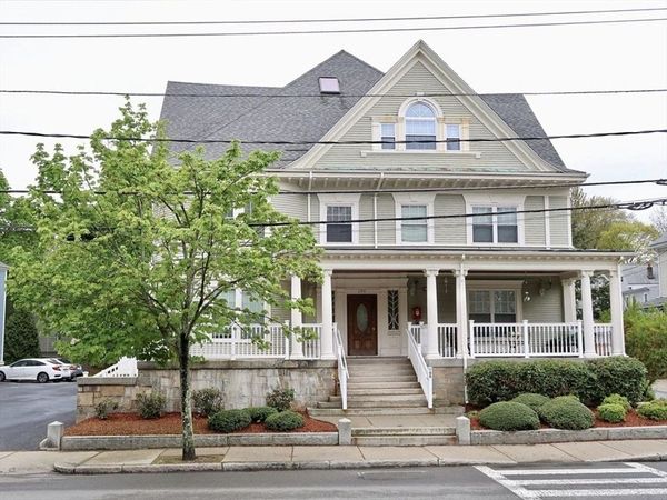 190 Summer St, Unit 402, Malden, MA 02148