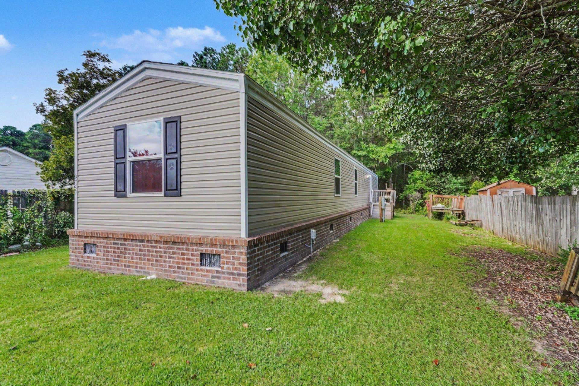 9097 Baywood Circle  Photo 25