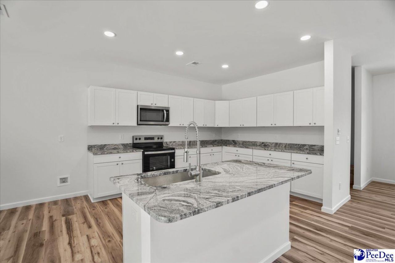 1022 Watkins Lane Photo 10