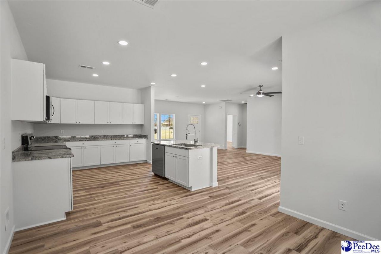 1022 Watkins Lane Photo 11