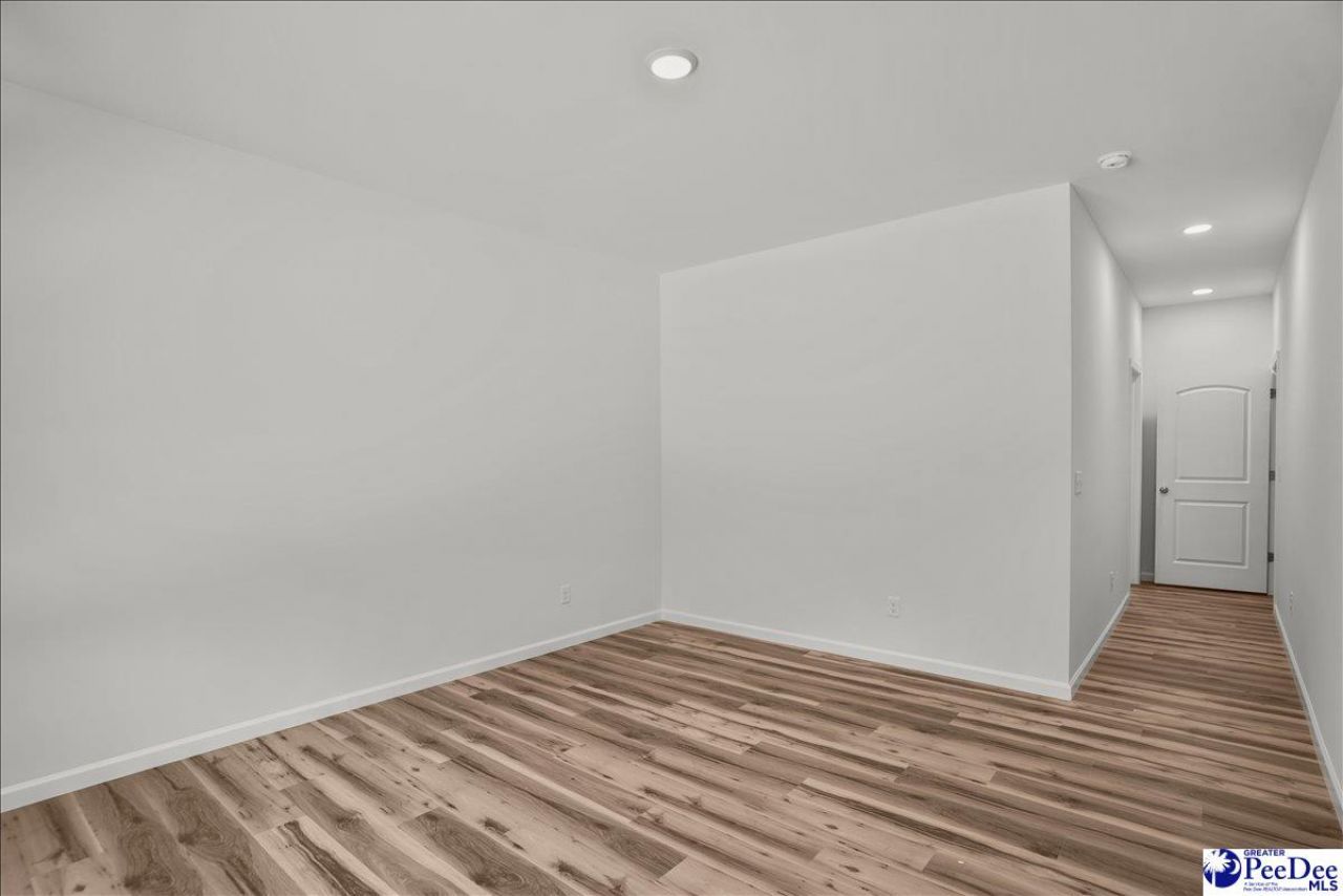 1022 Watkins Lane Photo 21