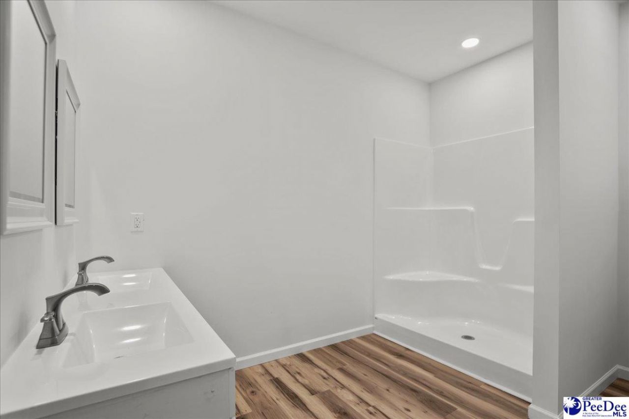 1022 Watkins Lane Photo 23