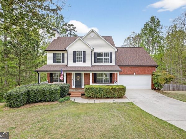 3512 Windy Oaks Way, Loganville, GA 30052