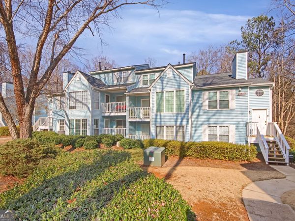 702 Glenleaf Drive, Peachtree Corners, GA 30092