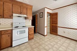 1626 Baugh  photo 4