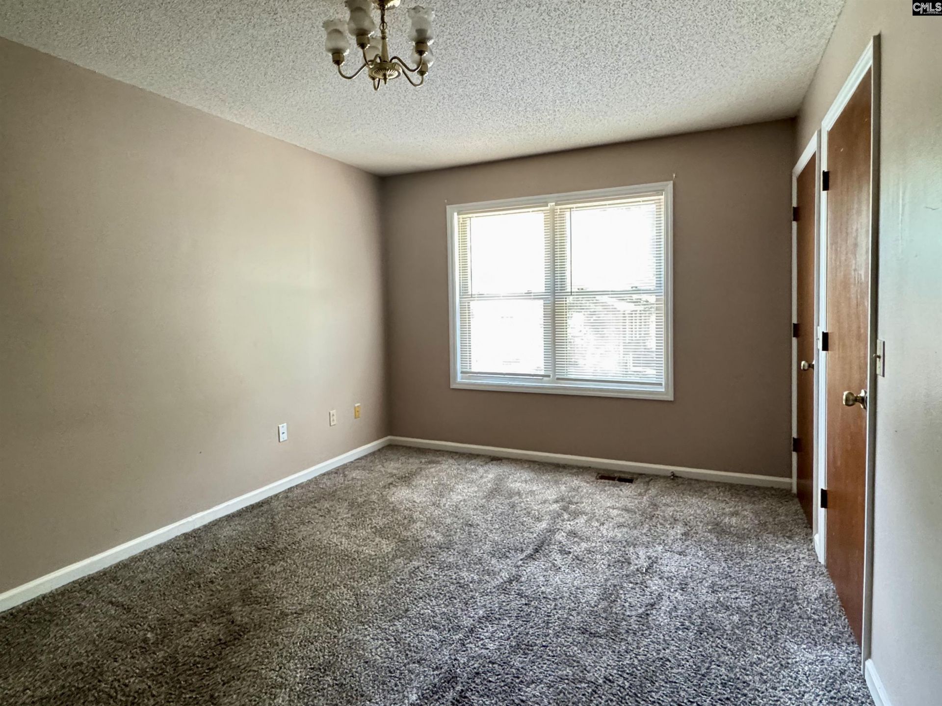 1626 Baugh  Photo 8