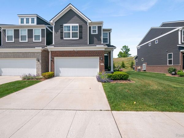 4691 Broomfield Way, Unit 5, Orion Township, Mi 48359