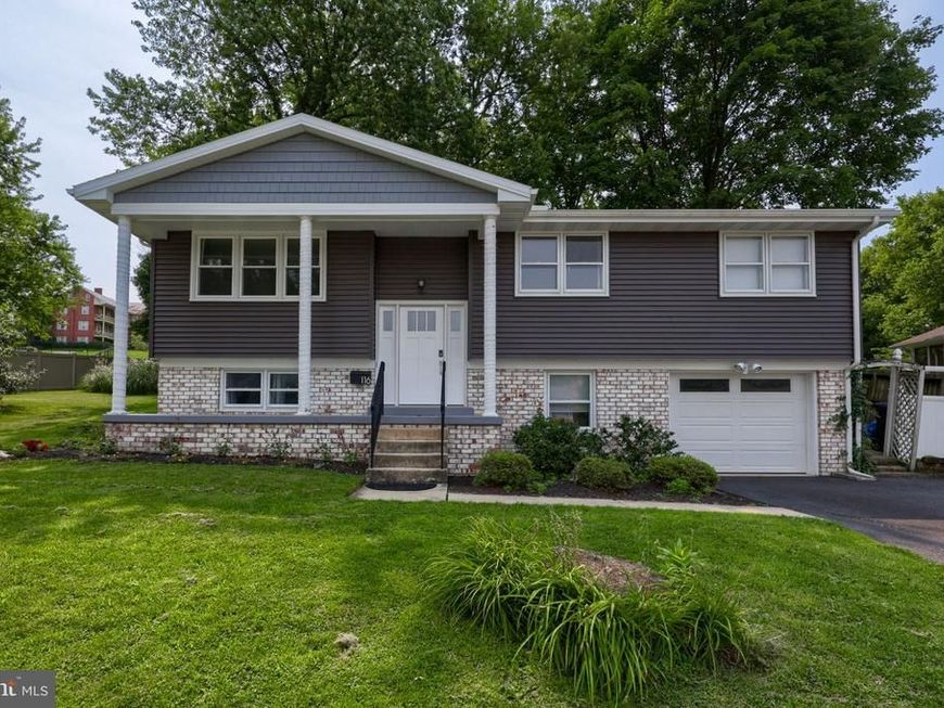 116 Oxford Drive , Lititz, PA 17543 Main Photo