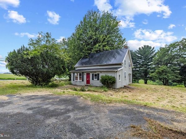 26130 MULLINIX MILL ROAD, MOUNT AIRY, MD 21771