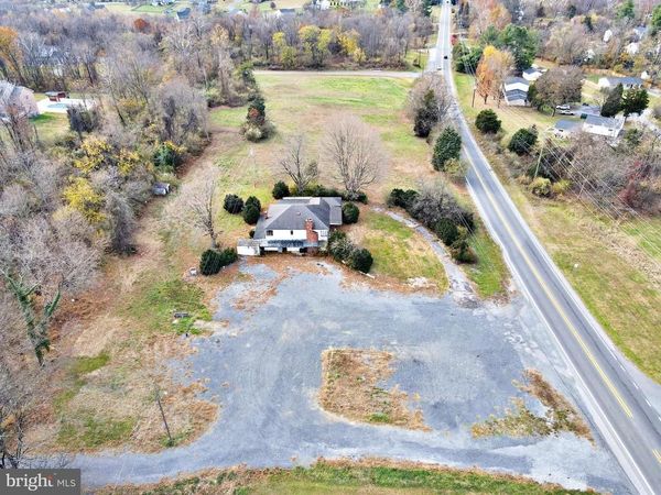 7174 MARTINSBURG PIKE, SHEPHERDSTOWN, WV 25443