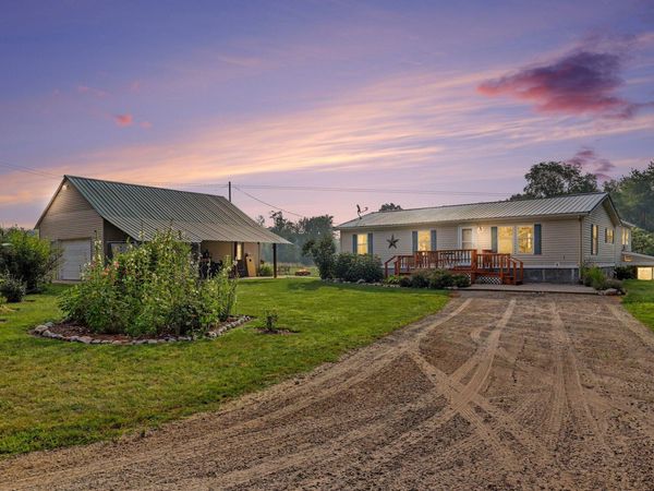 9752 Fuller Road, Greenville, MI 48838