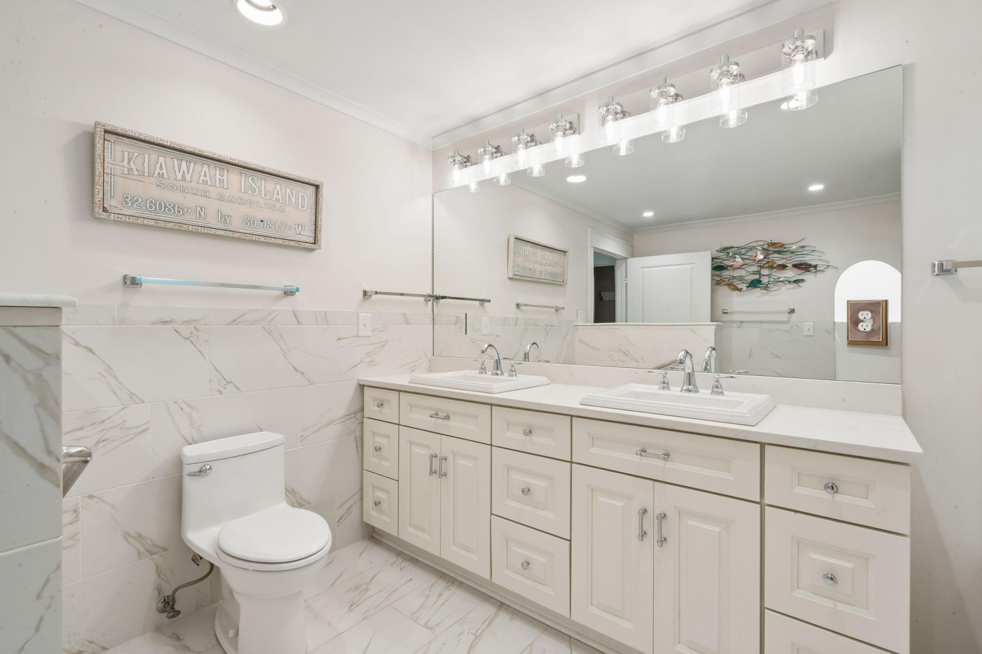 10 Eugenia Avenue Photo 15