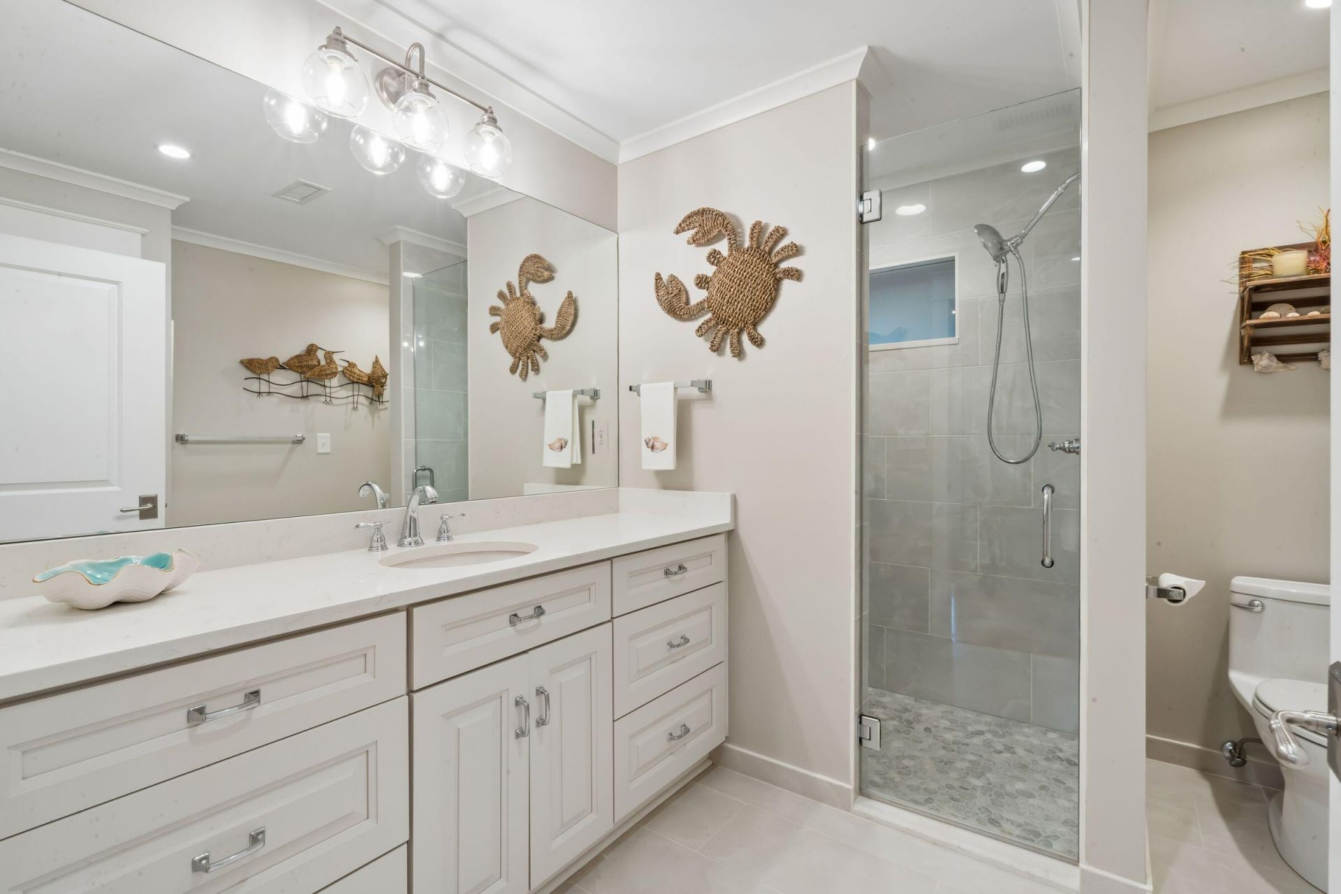 10 Eugenia Avenue Photo 18