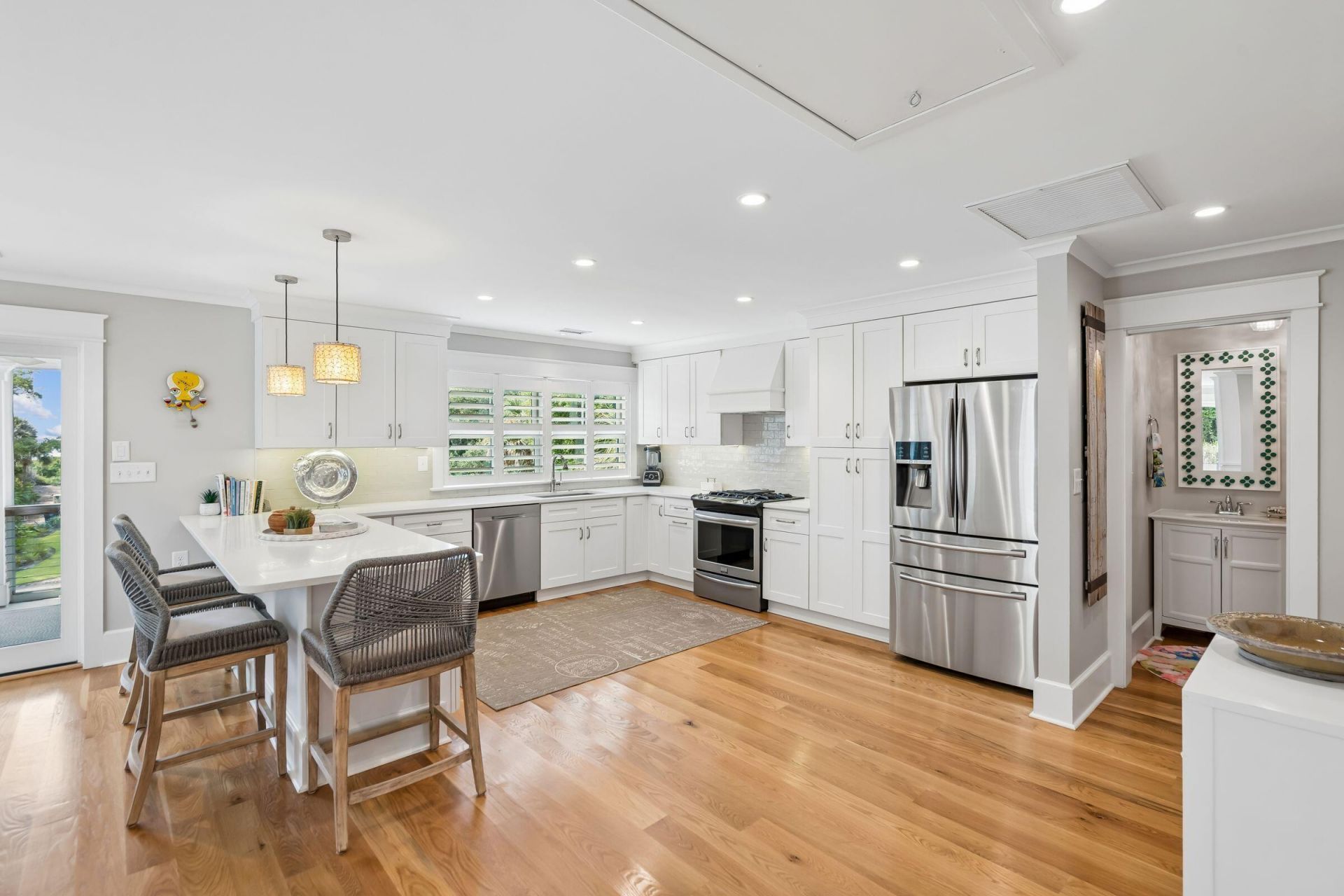 10 Eugenia Avenue Photo 25