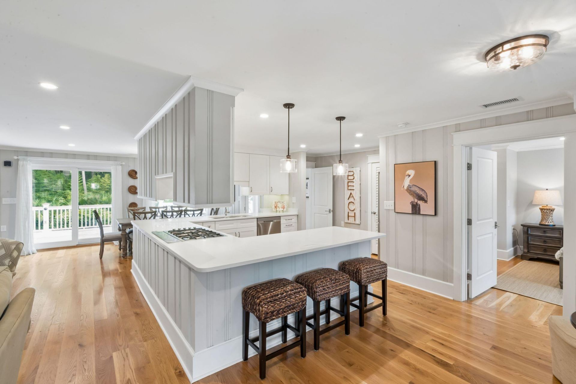 10 Eugenia Avenue Photo 8
