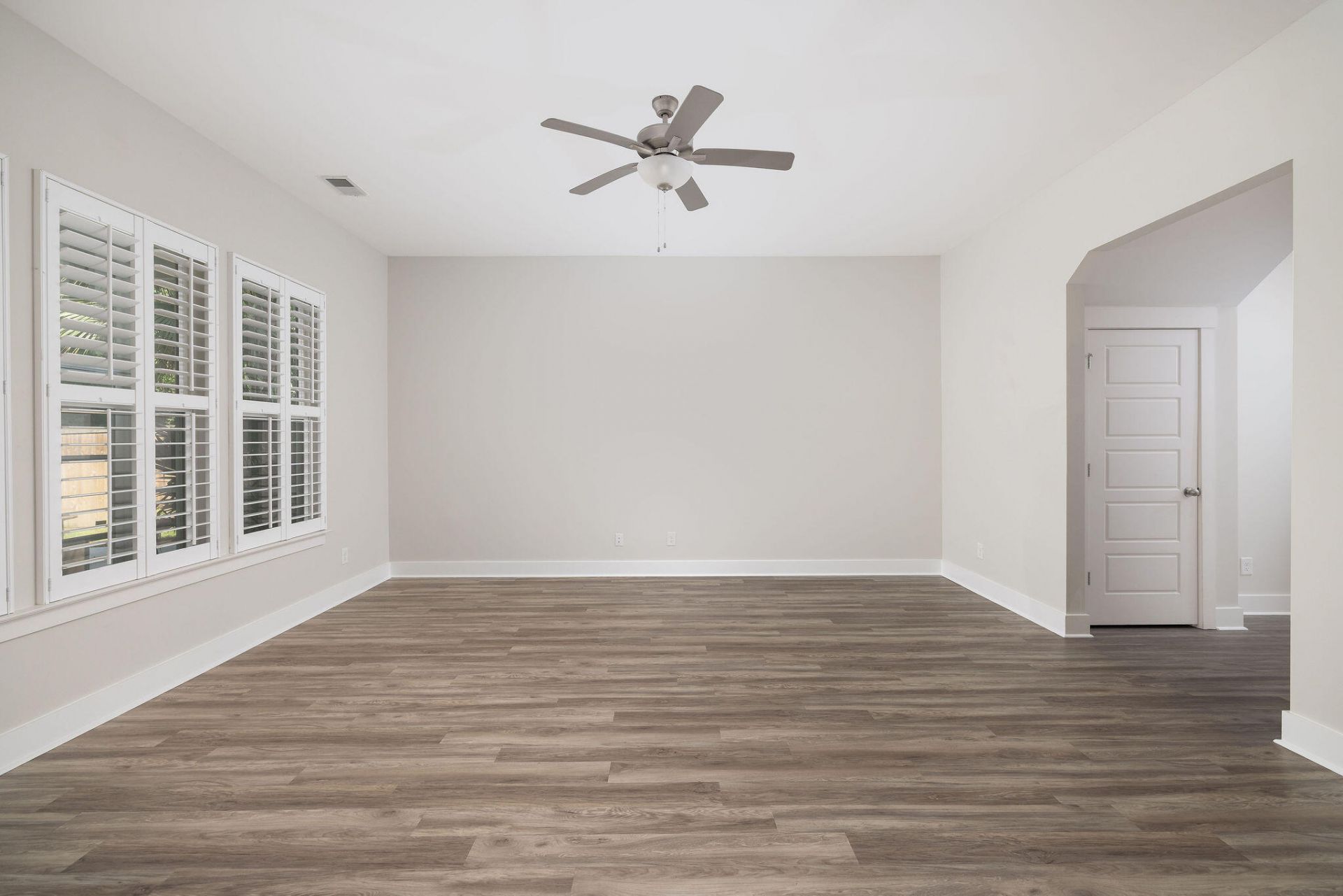 2387 Lantern Street Photo 11