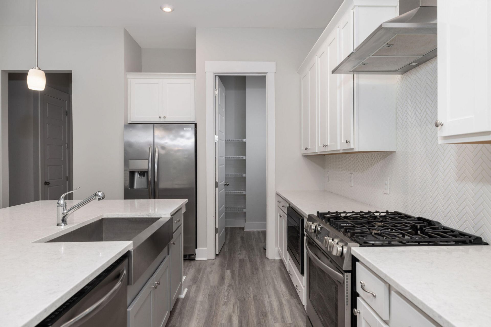 2387 Lantern Street Photo 16