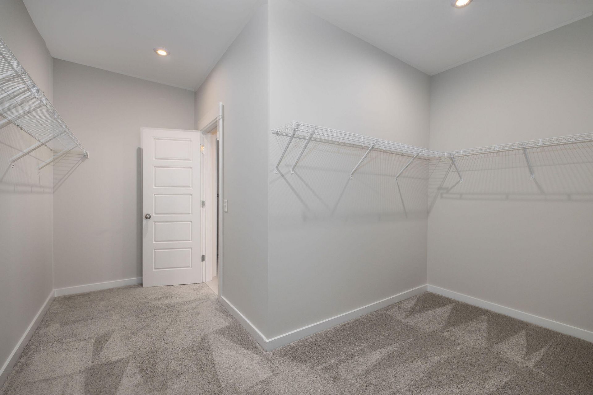 2387 Lantern Street Photo 32