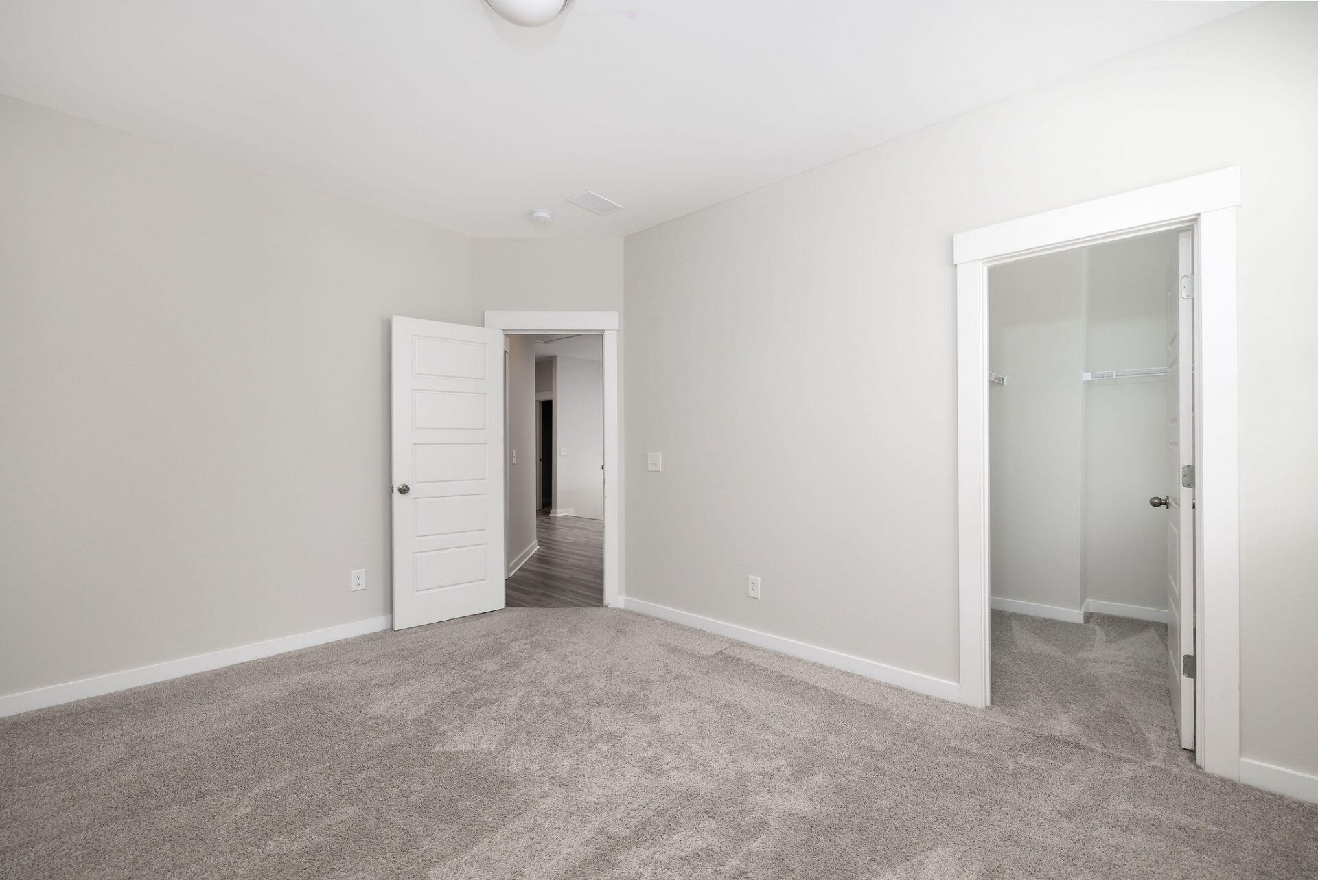2387 Lantern Street Photo 35