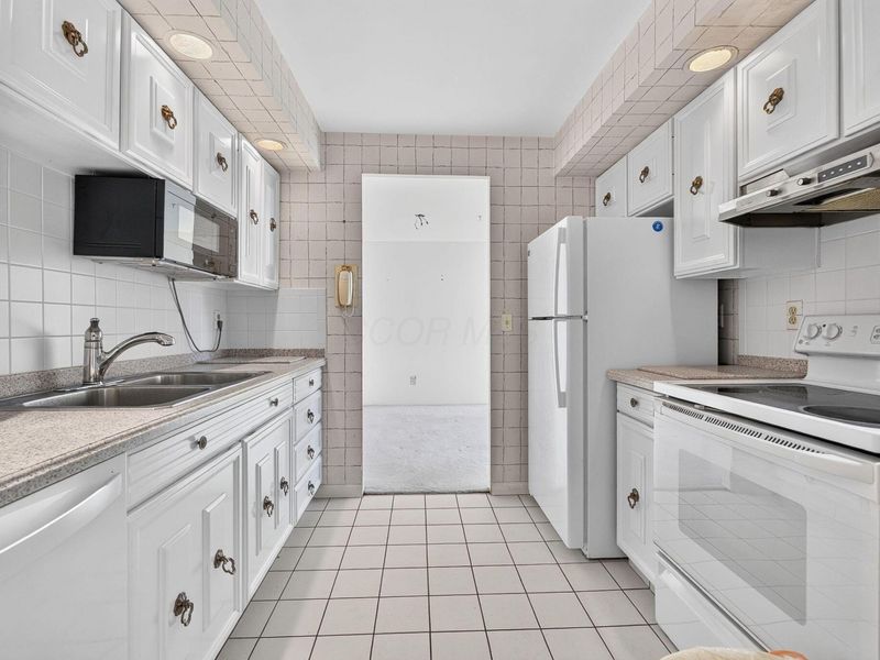 1000 Urlin Avenue, Unit 1509, Grandview Heights, OH 43212 Photo 8