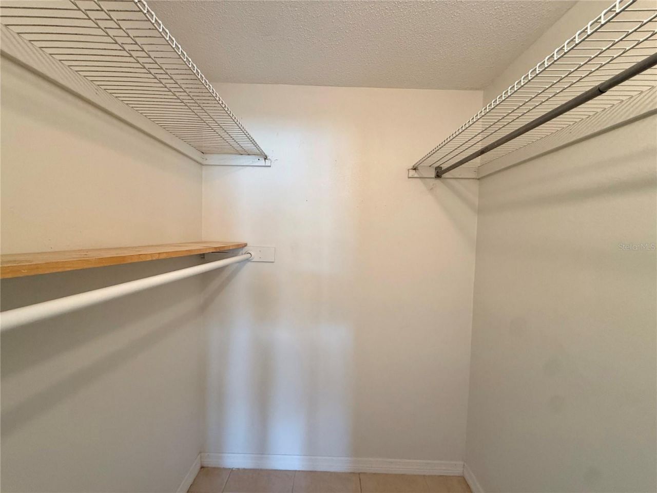 5111 Amulet Drive, Unit B105, New Port Richey, FL 34652 Photo