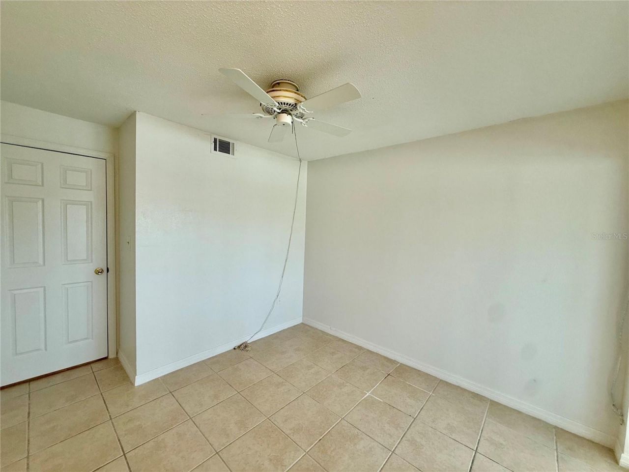 5111 Amulet Drive, Unit B105, New Port Richey, FL 34652 Photo