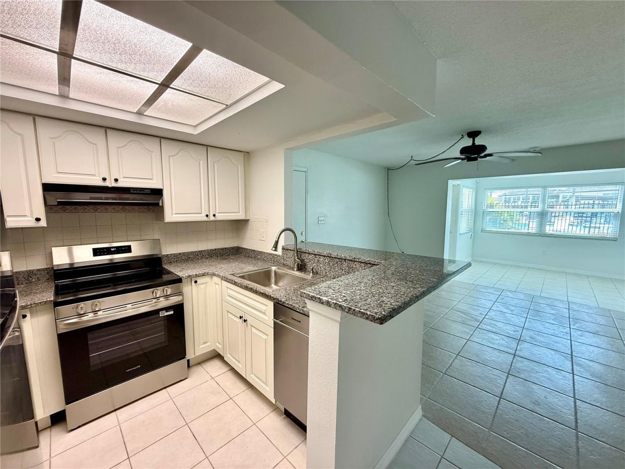 5111 Amulet Drive, Unit B105, New Port Richey, FL 34652 Photo