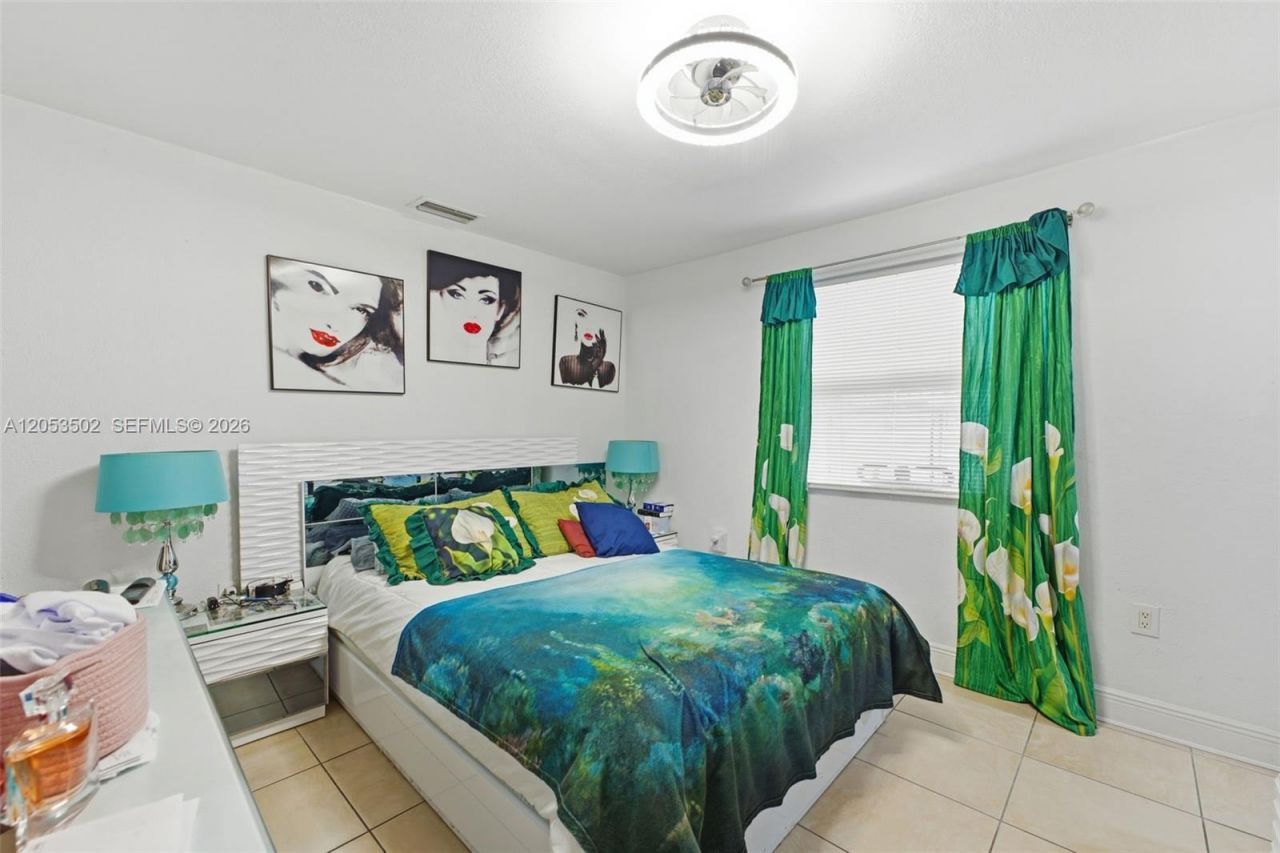 419 SE 3rd St , Hialeah, FL 33010 Photo