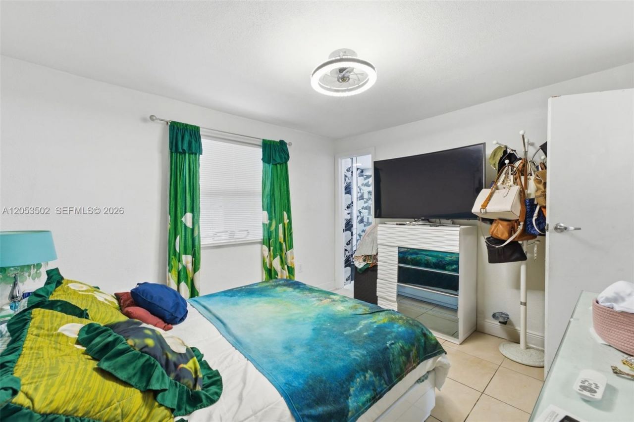 419 SE 3rd St , Hialeah, FL 33010 Photo