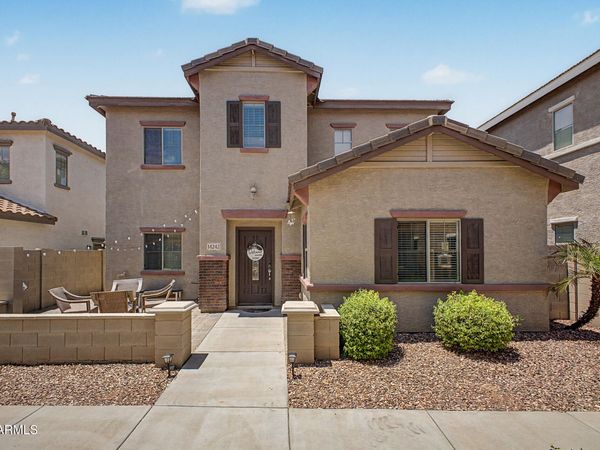 14242 W COUNTRY GABLES Drive, Surprise, AZ 85379